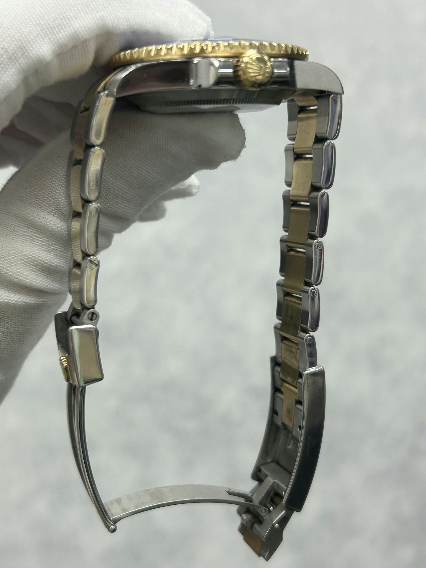 Rolex Submariner Date 116613LB with Card