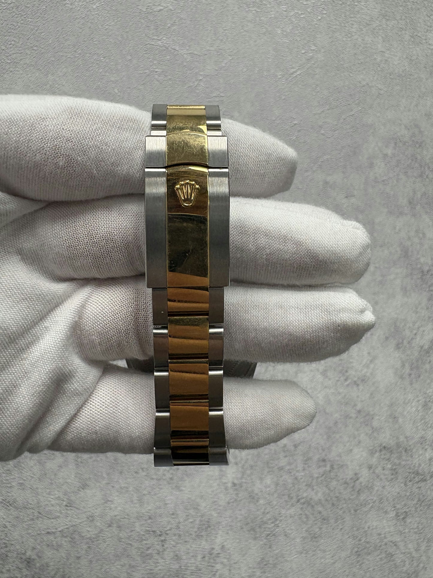 Rolex Datejust 41 126333 with Card