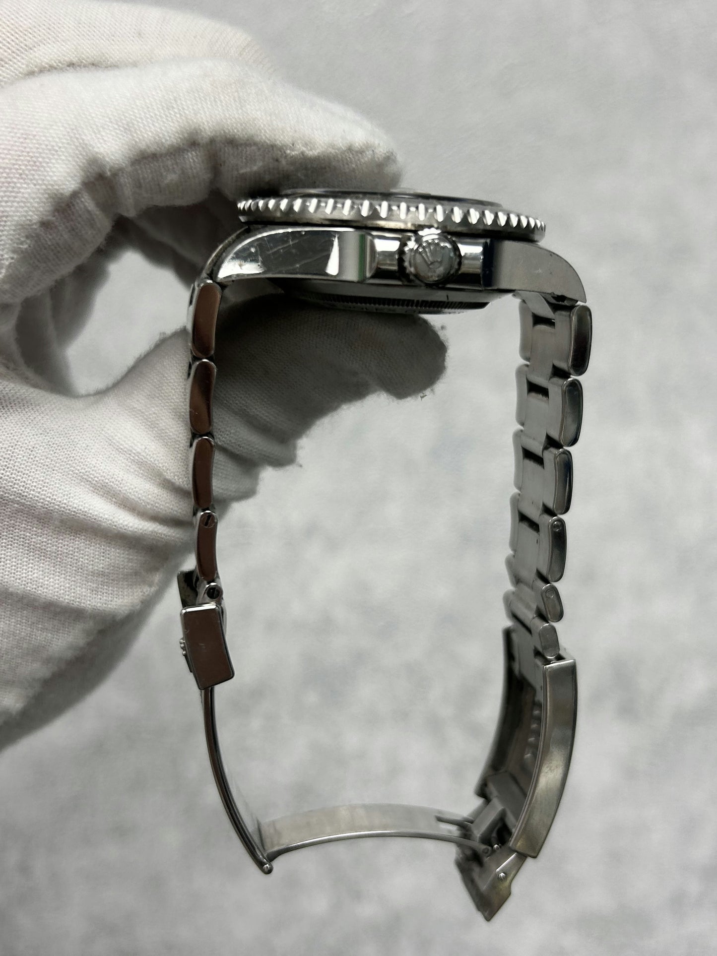 Rolex Sea-Dweller 126600 with Card