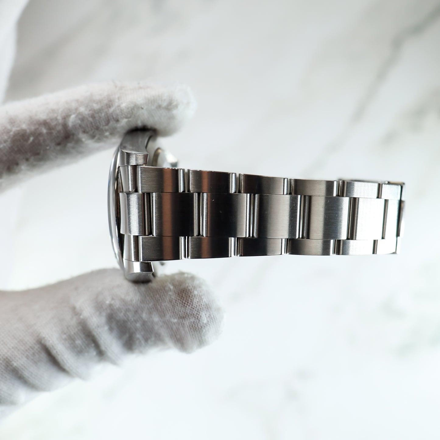 Rolex Oyster Perpetual 114300 with Card