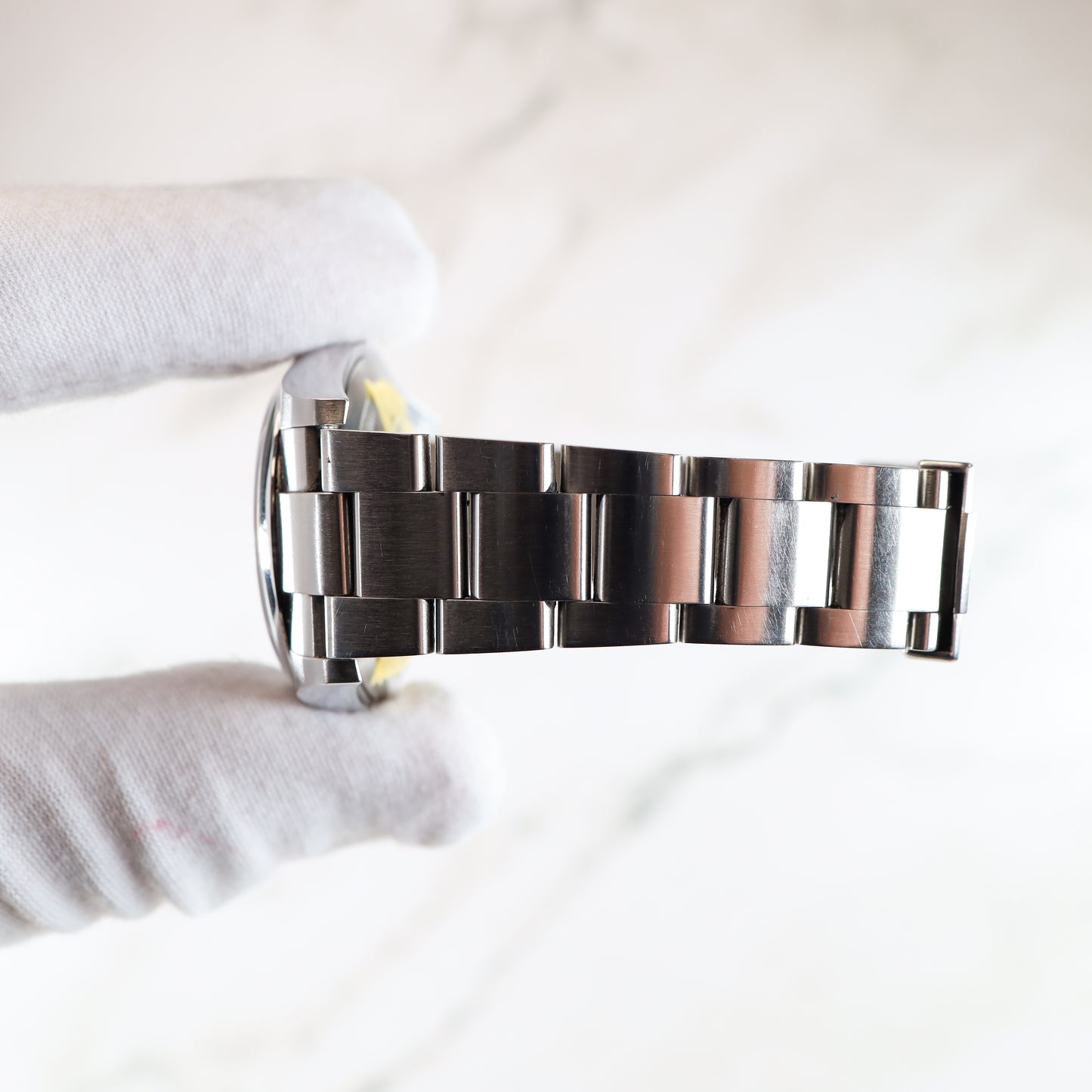 Rolex Oyster Perpetual 114300