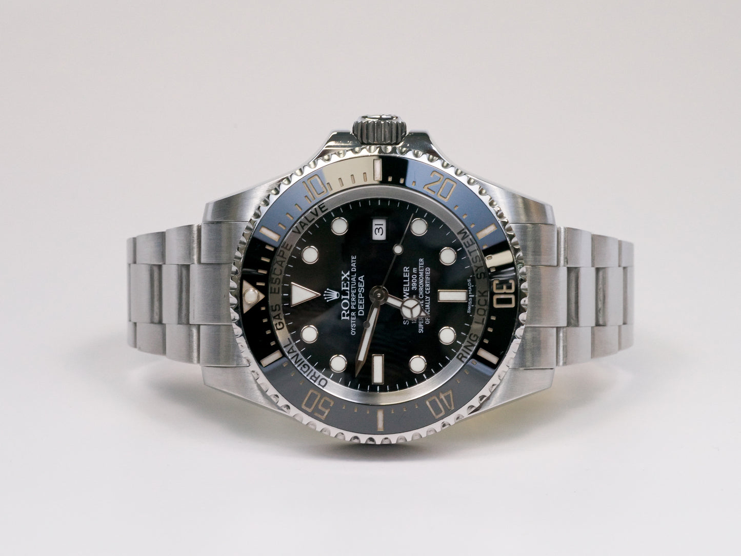 Rolex Sea-Dweller 116660 with Card