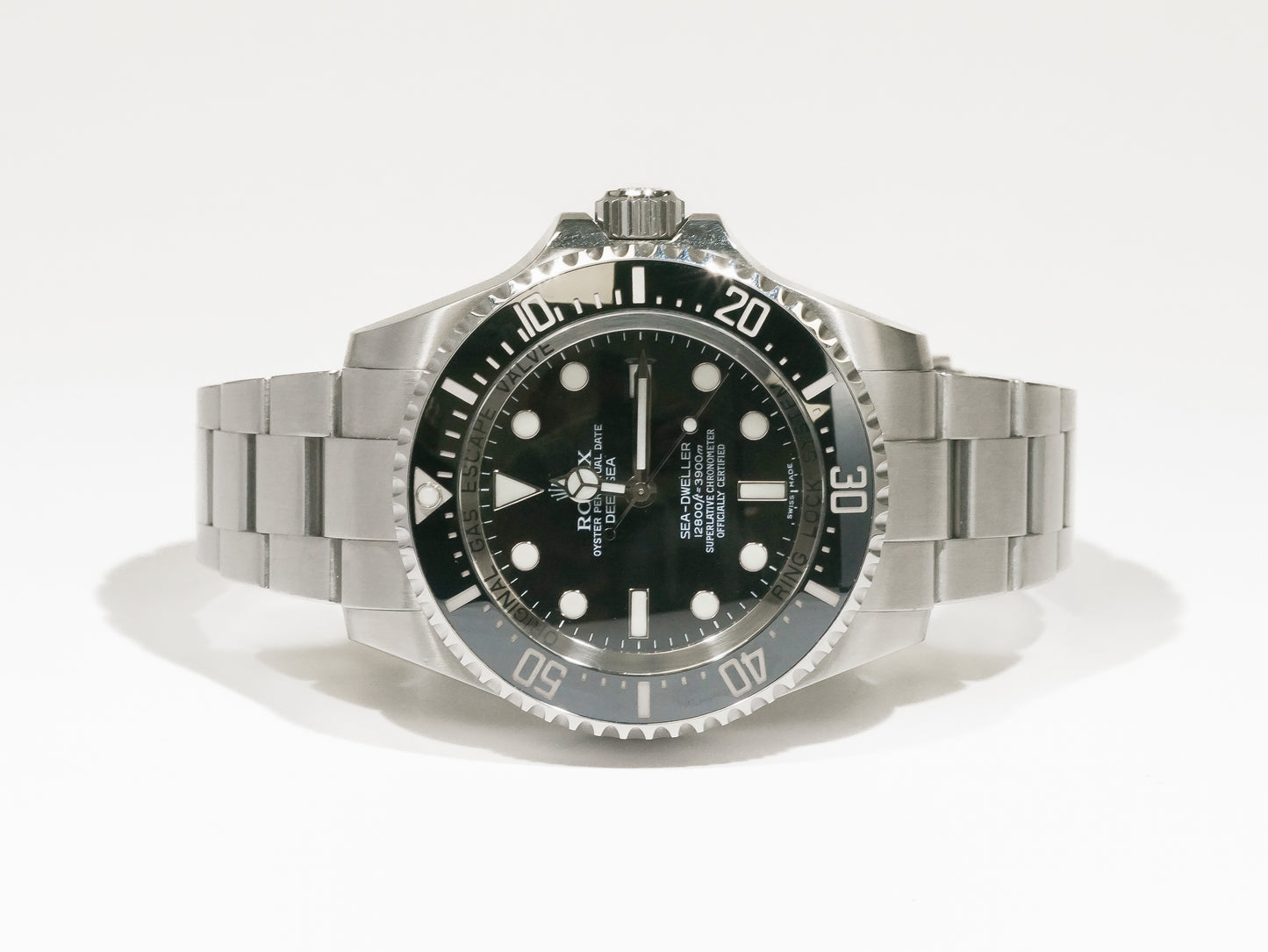 Rolex Sea-Dweller 116660 with Card