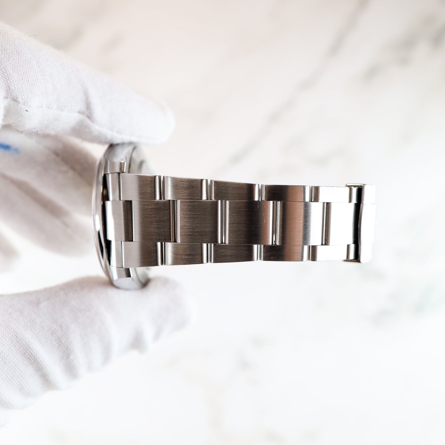 Rolex Oyster Perpetual 124300 with Card