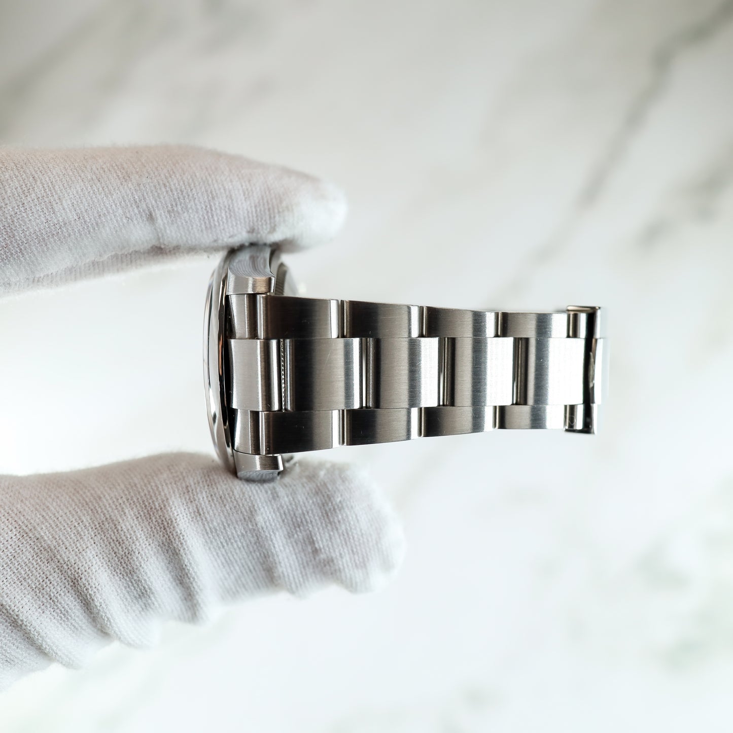 Rolex Oyster Perpetual 12600 with Card