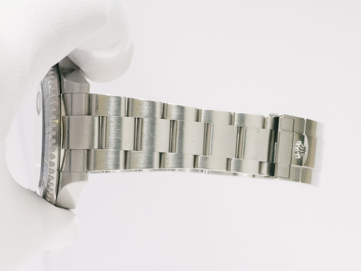 Rolex Sea-Dweller 126600 with Card