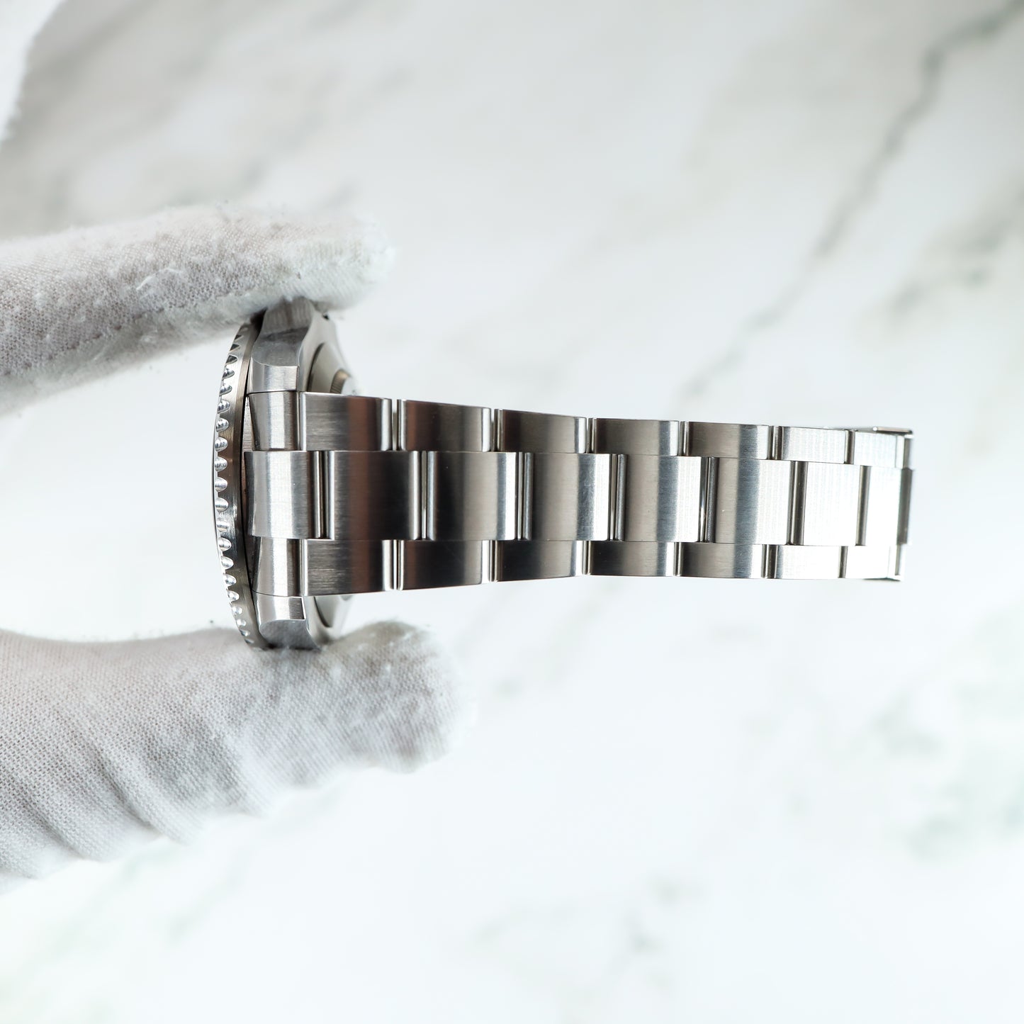 Rolex Sea Dweller 126600 with Card