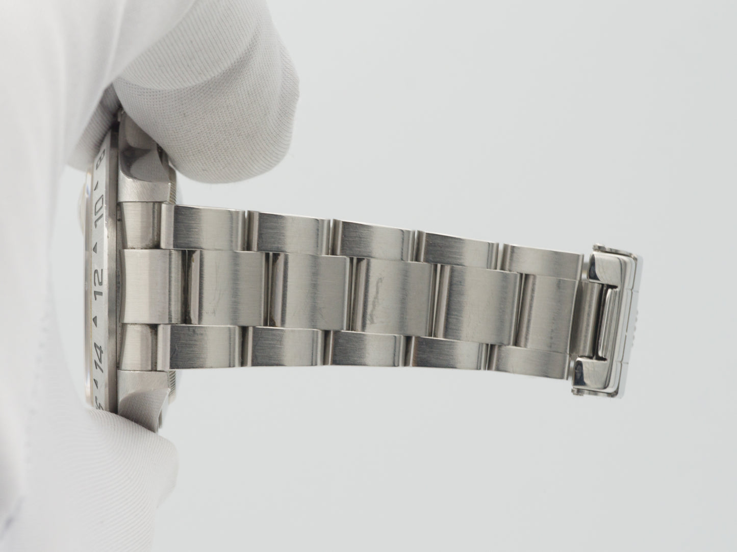 Rolex Explorer 16570 with Paper