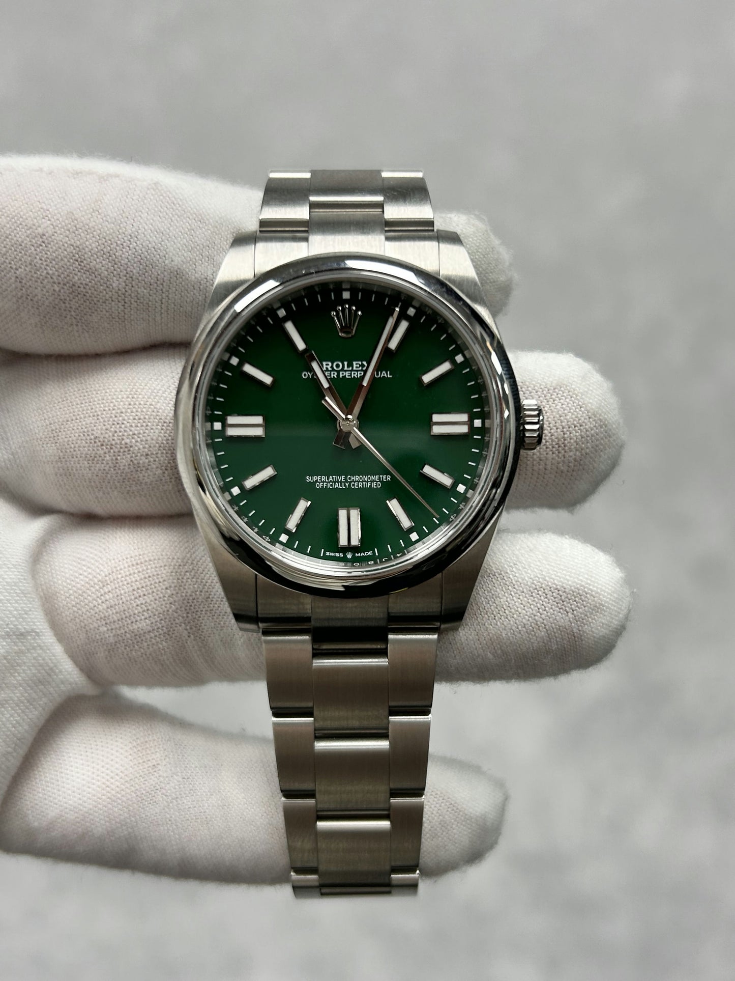 Rolex Oyster Perpetual 124300 with Card