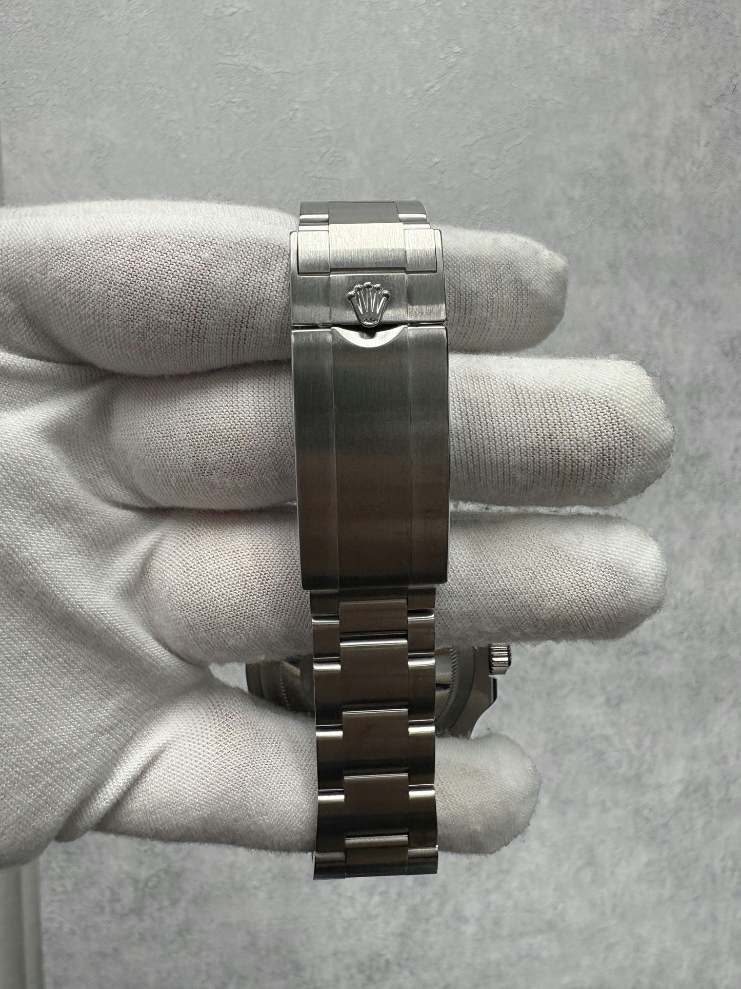 Rolex Submariner Date 126610LN with Card
