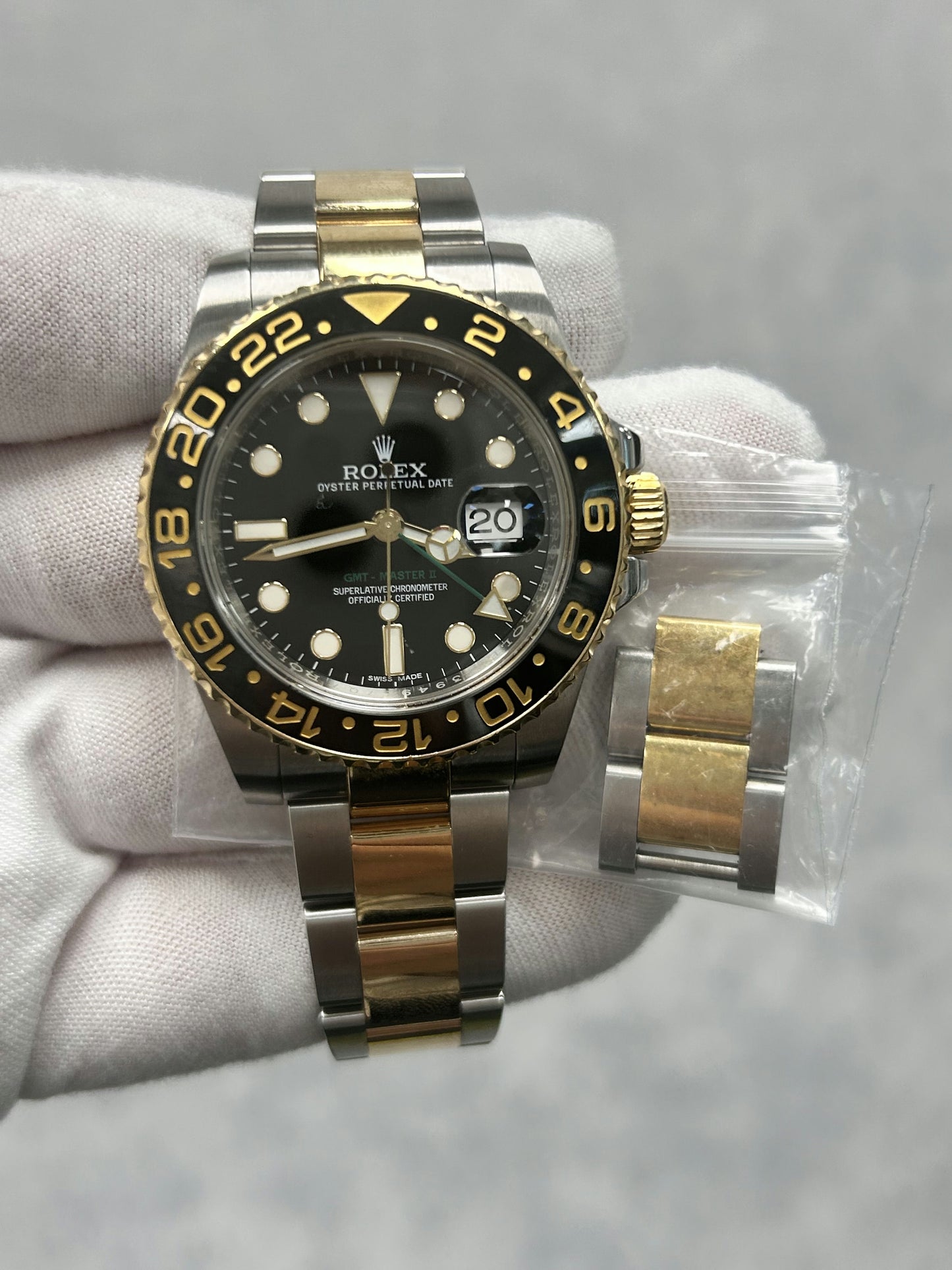 Rolex GMT-Master II 116713LN