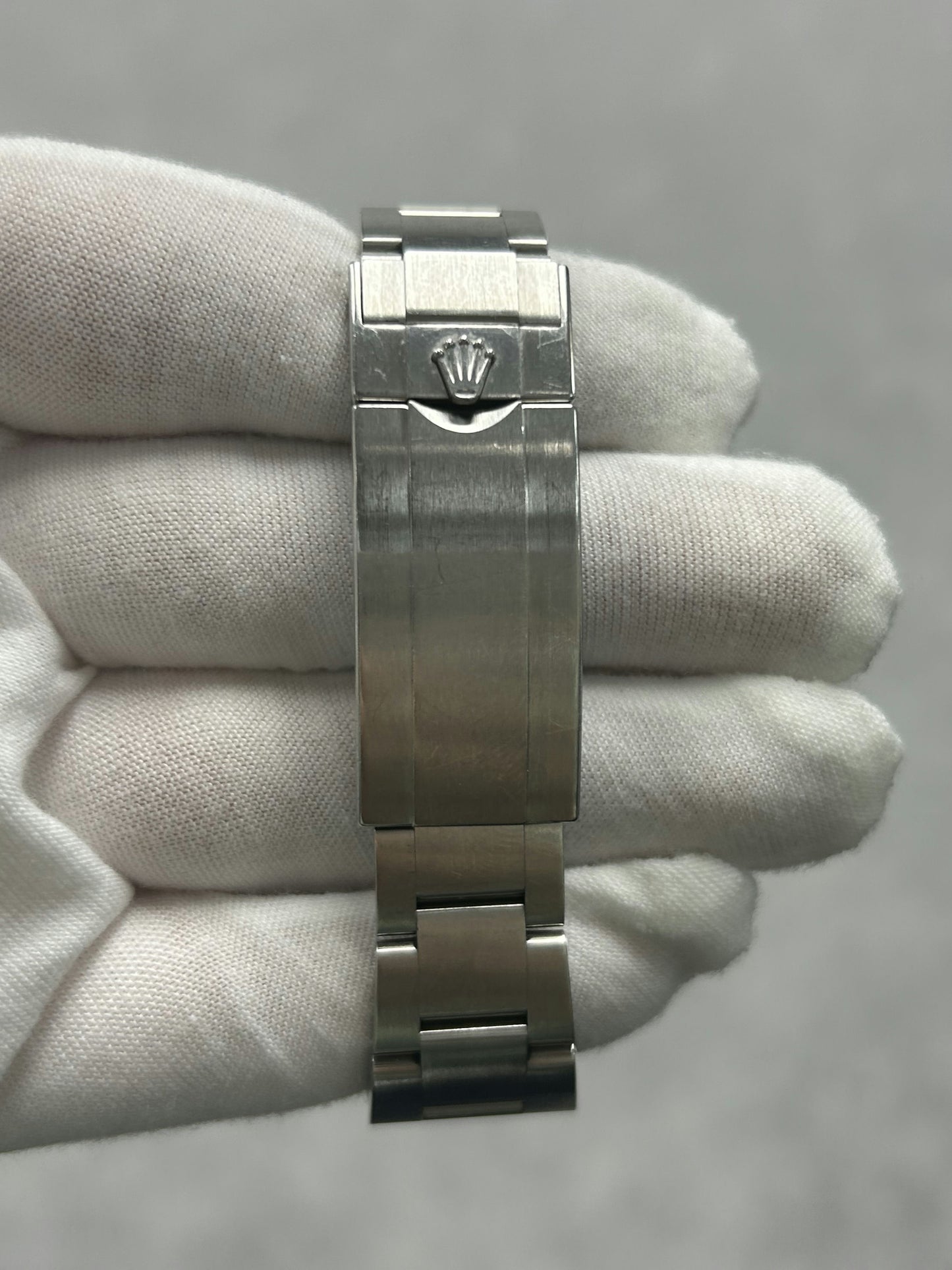 Rolex Submariner 114060 with Card
