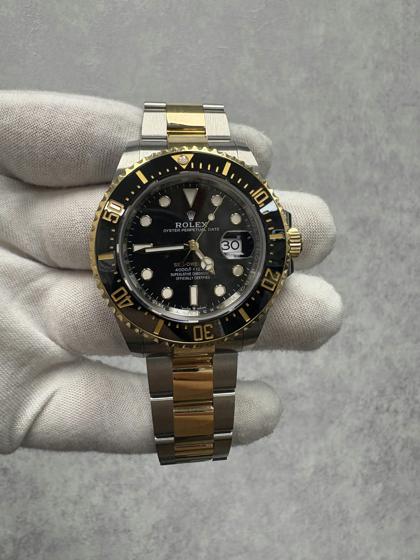 Rolex Sea-Dweller 126603 wtih Card