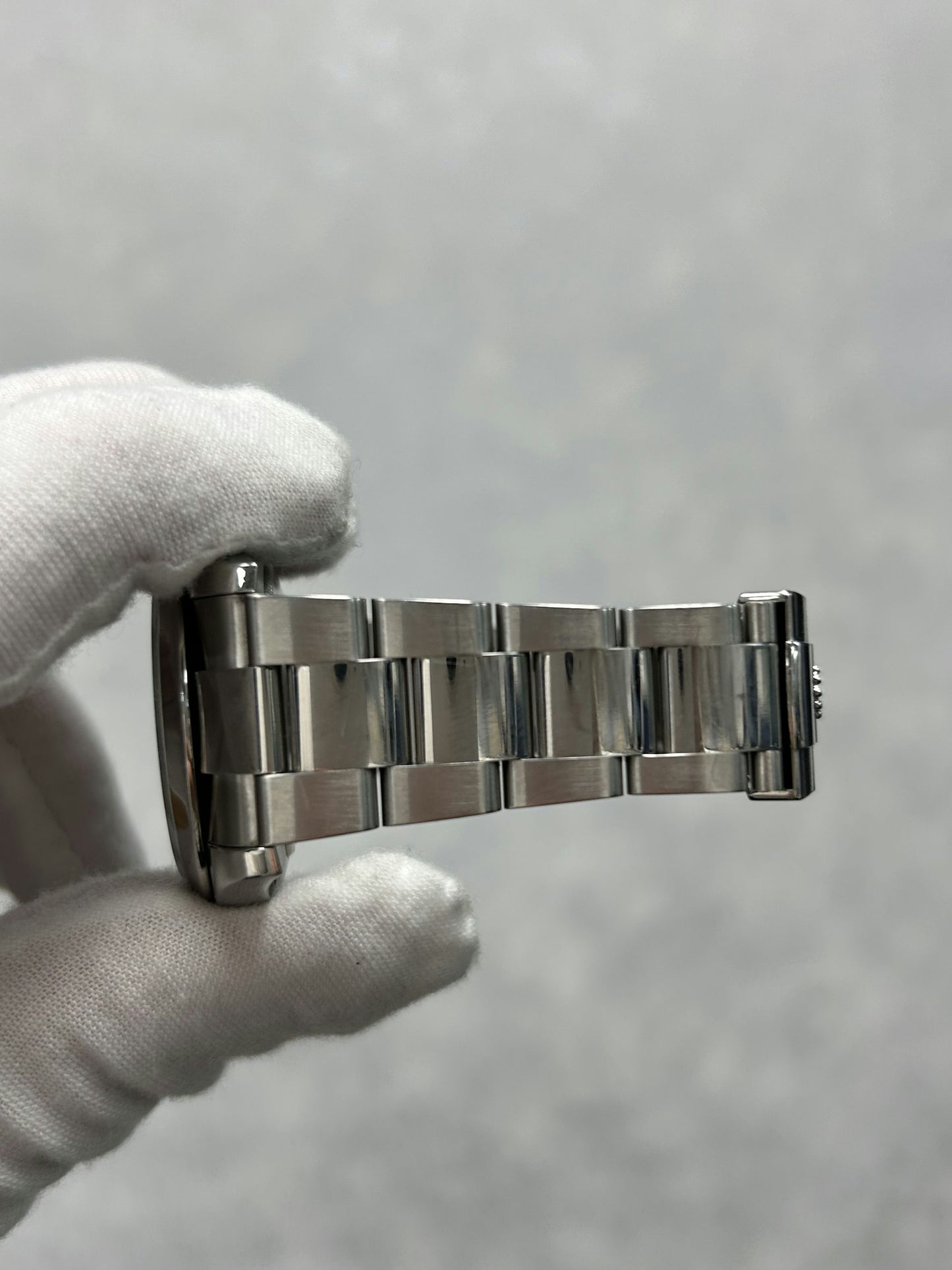 Rolex Oyster Perpetual 41 126300 with Card