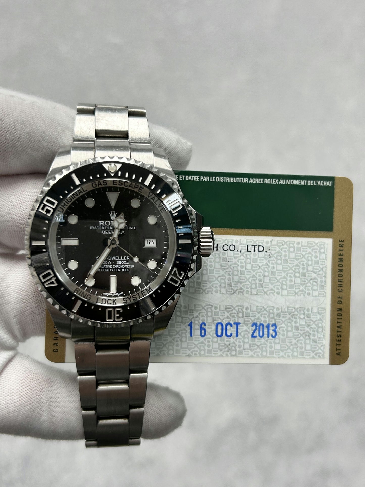 Rolex Sea-Dweller 116660 with Card
