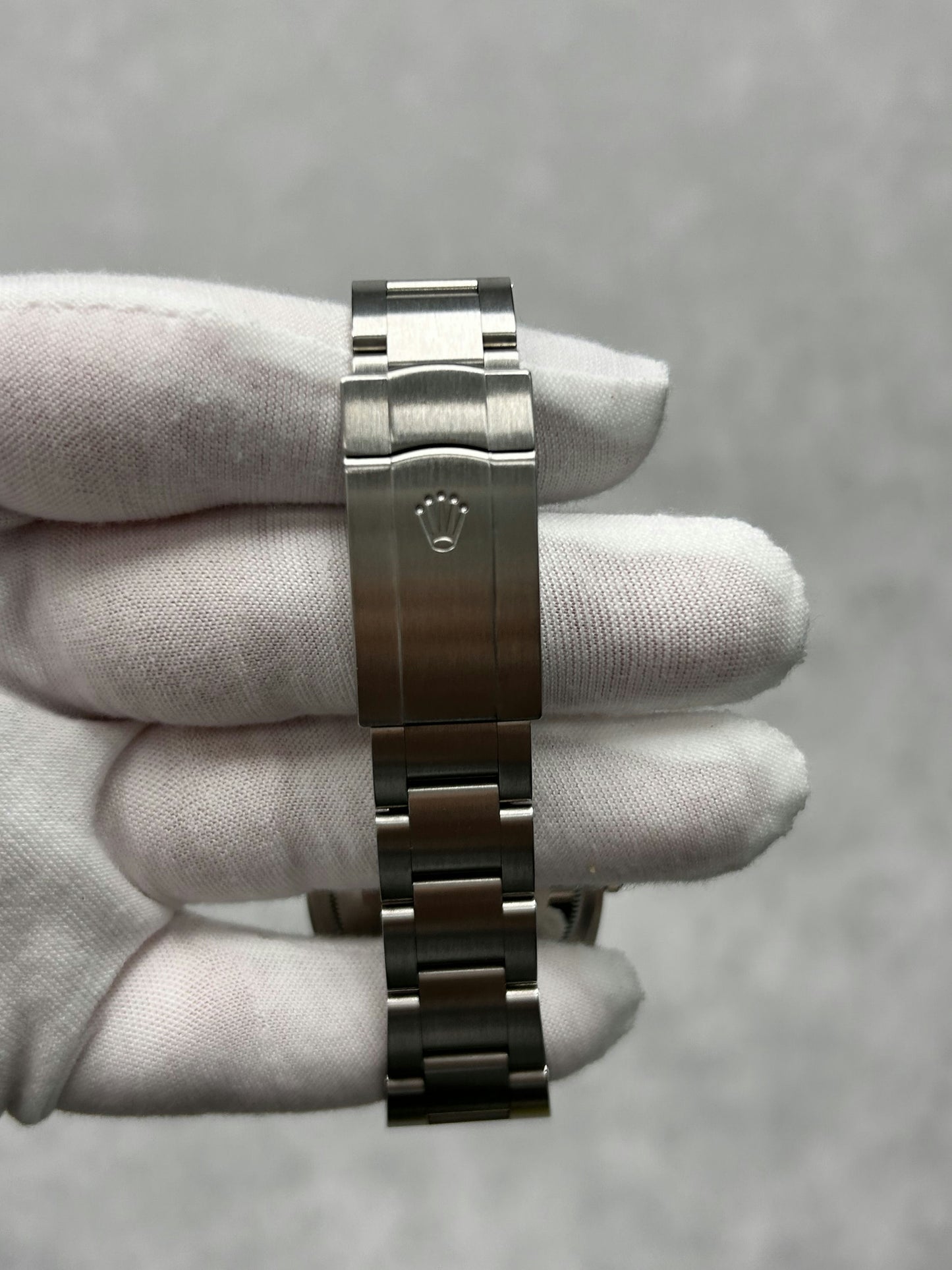 Rolex Oyster Perpetual 126000 with Card