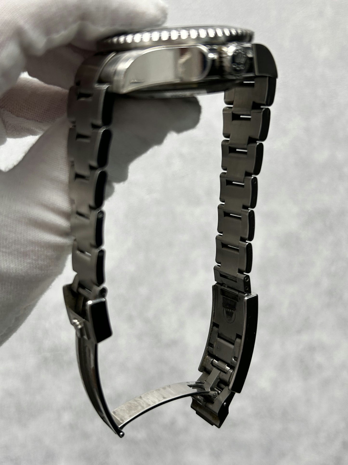 Rolex Sea-Dweller 116660 with Card