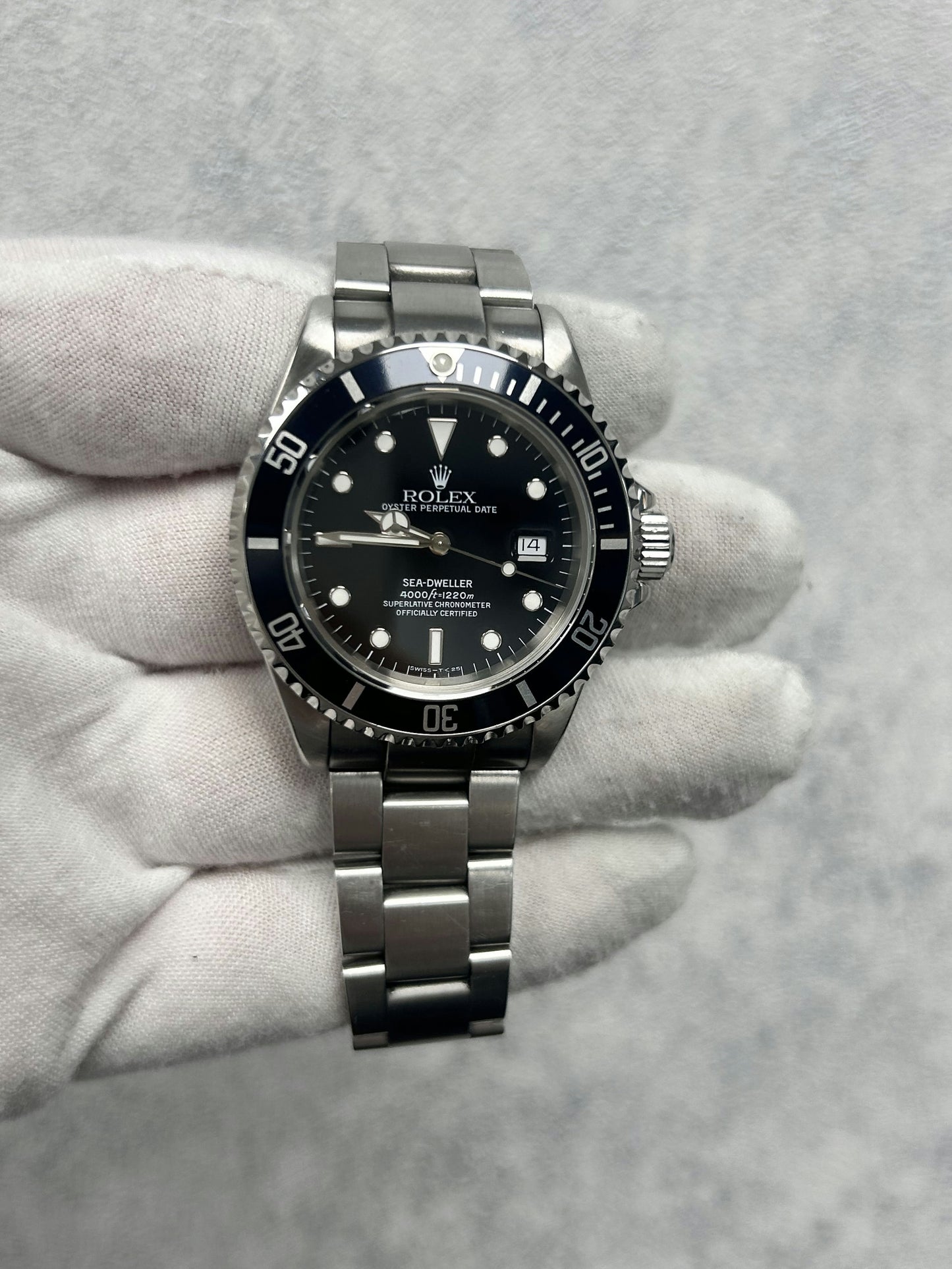 Rolex Sea-Dweller 16600