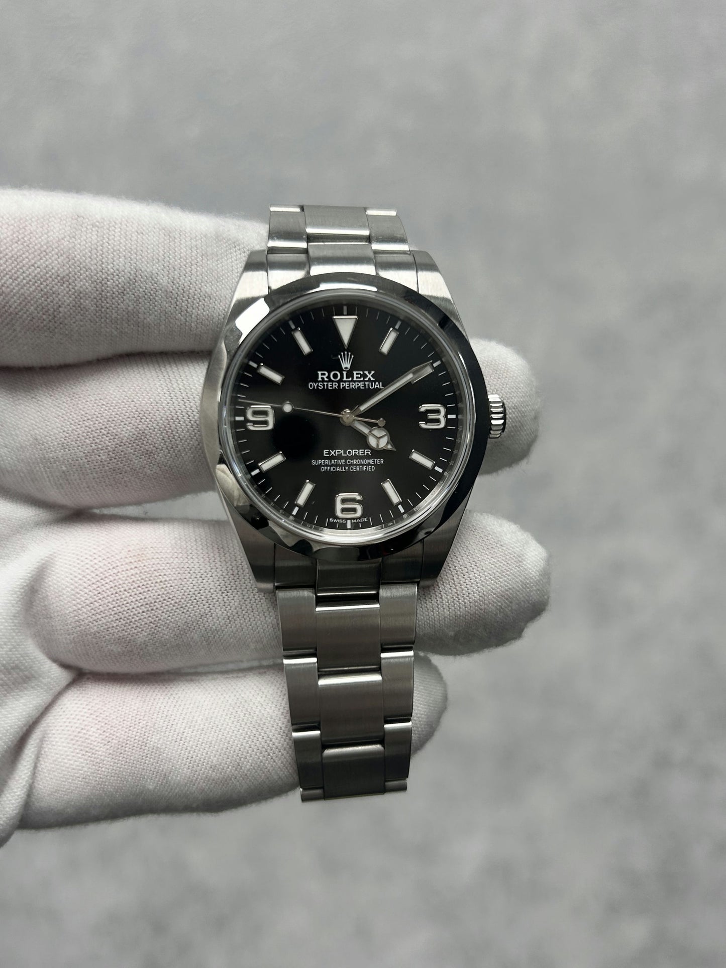 Rolex Explorer 214270