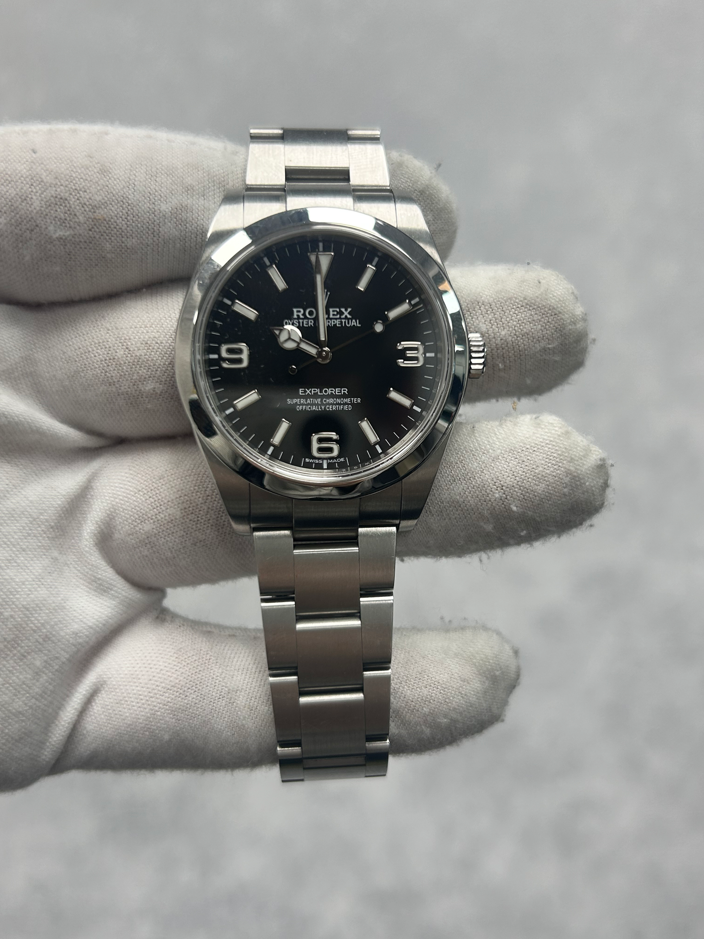 Rolex Explorer 214270 with Card