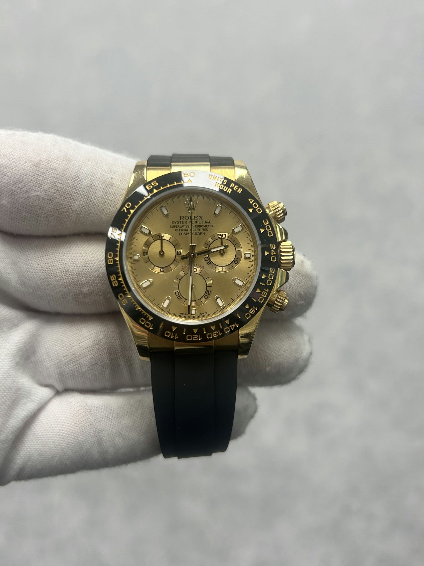 Rolex Daytona 116518LN with Card