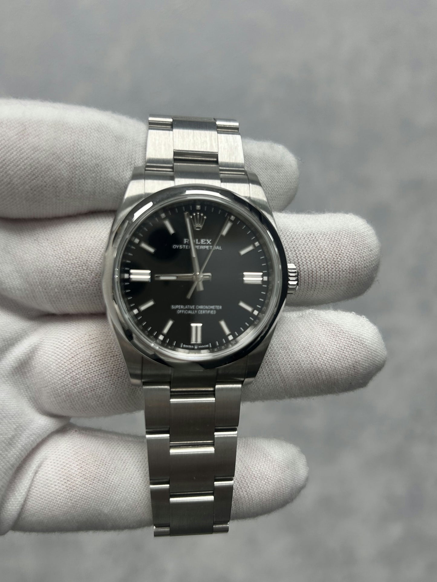 Rolex Oyster Perpetual 36 126000 with Card