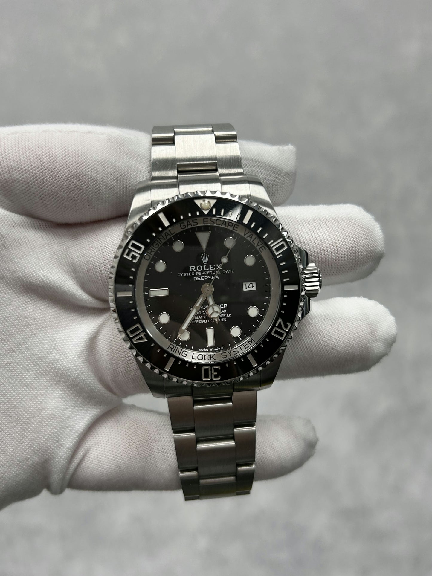 Rolex Sea-Dweller 126660 with Card