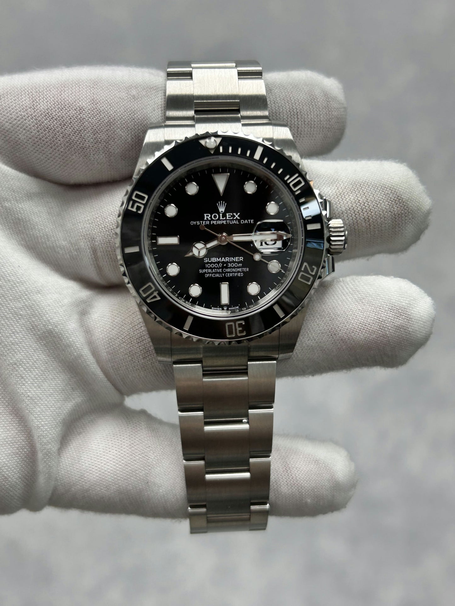 Rolex SubmarinerDDate 126610LN with Card