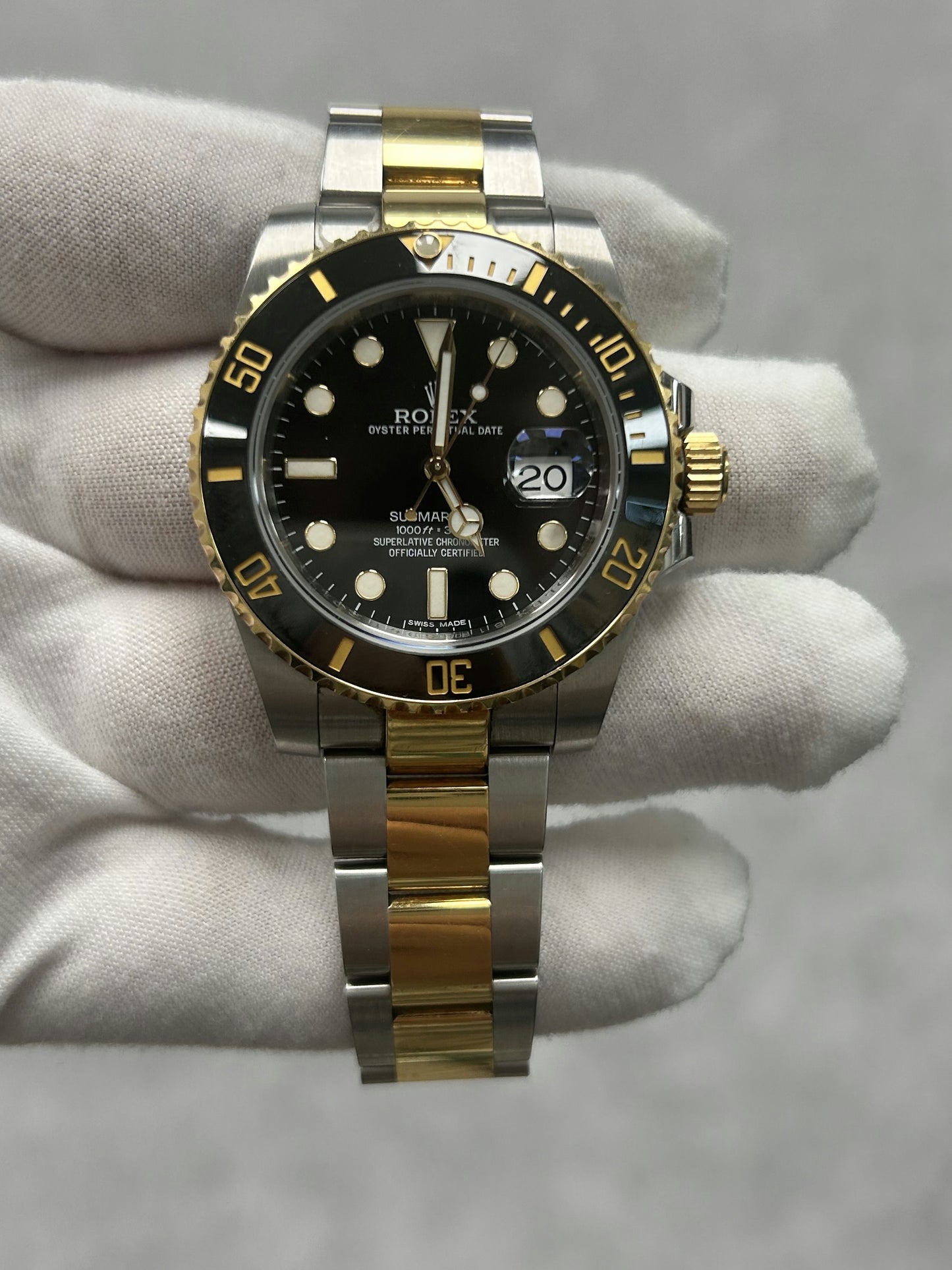 Rolex Submariner Date 116613LN with Card