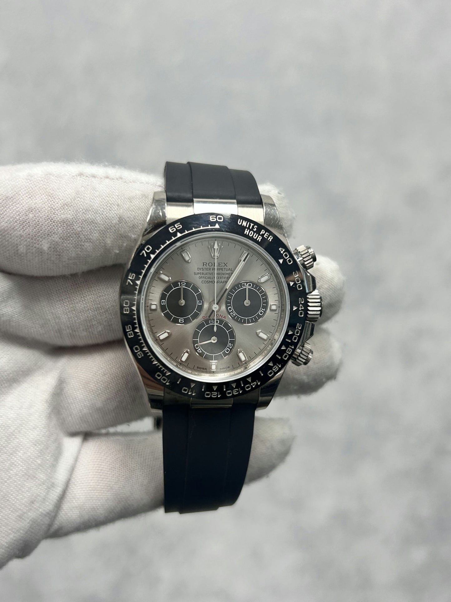 Rolex Cosmograph 116519 with Card