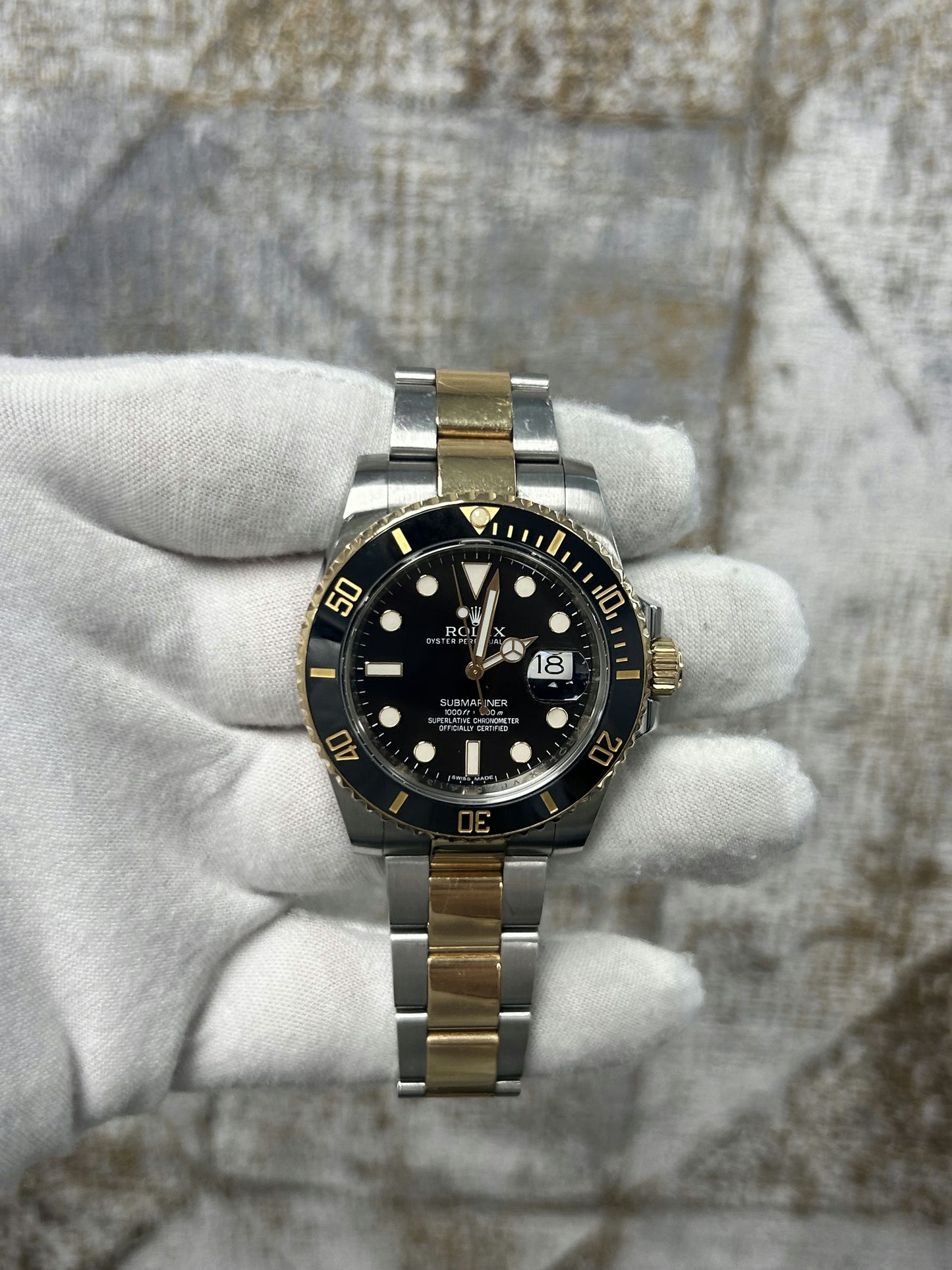 Rolex Submariner 116613LN with Card