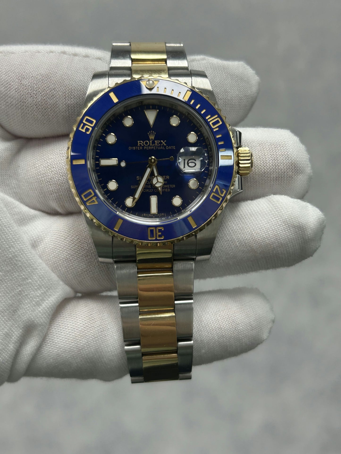 Rolex Submariner Date 116613LB with Card