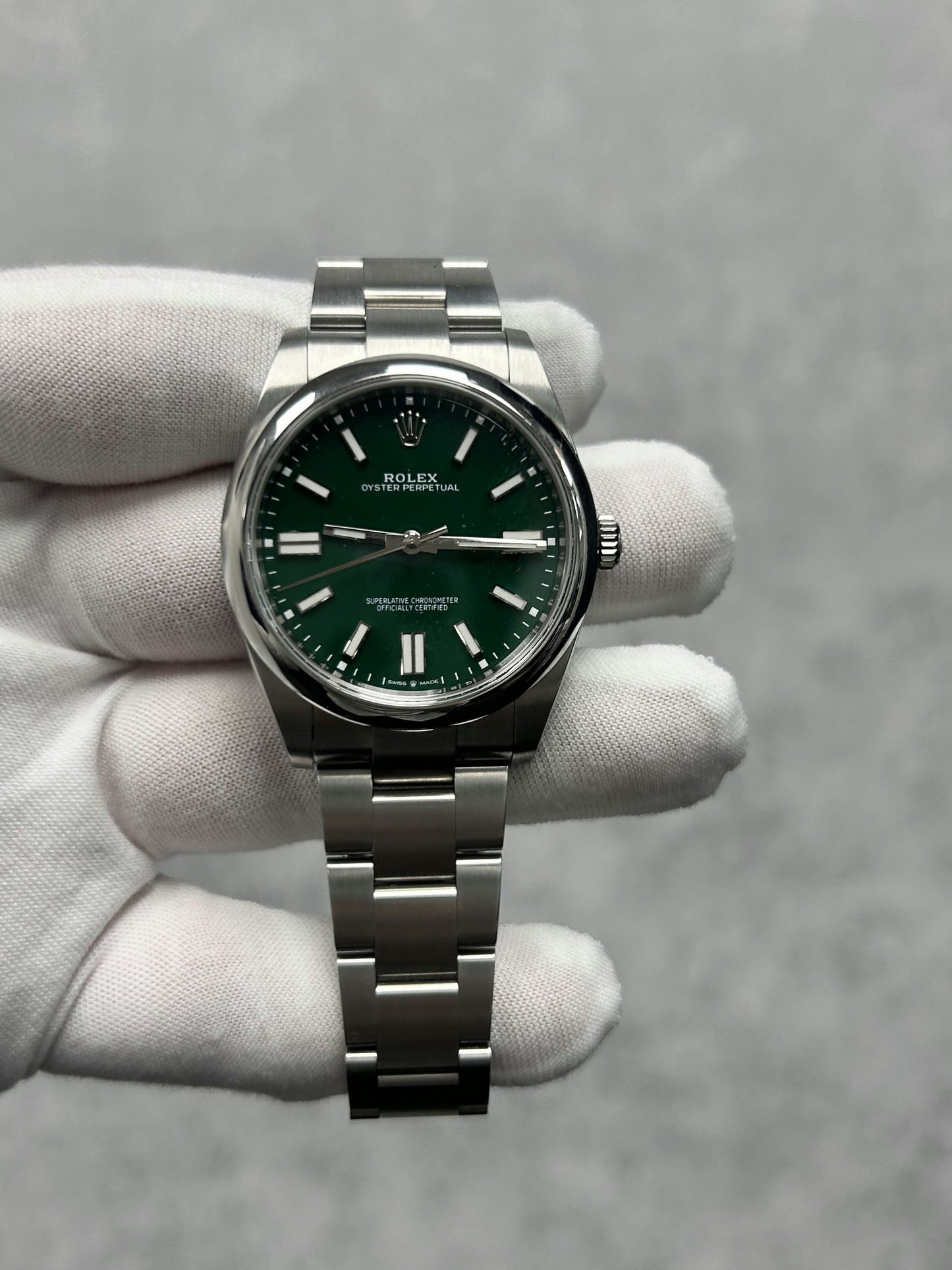 Rolex Oyster Perpetual 124300 with Card
