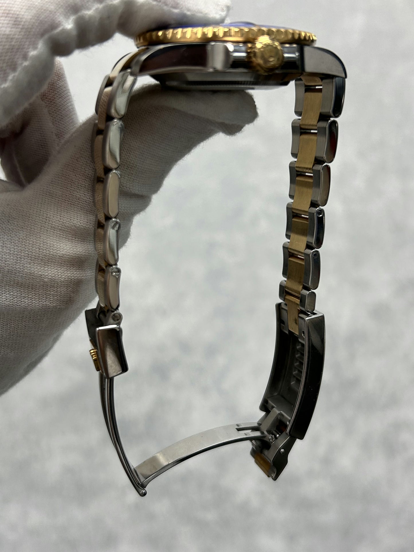 Rolex Submariner Date 116613LB with Card