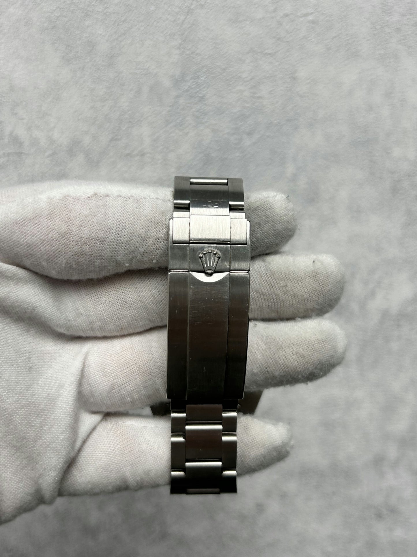 Rolex Sea-Dweller 126600 with Card