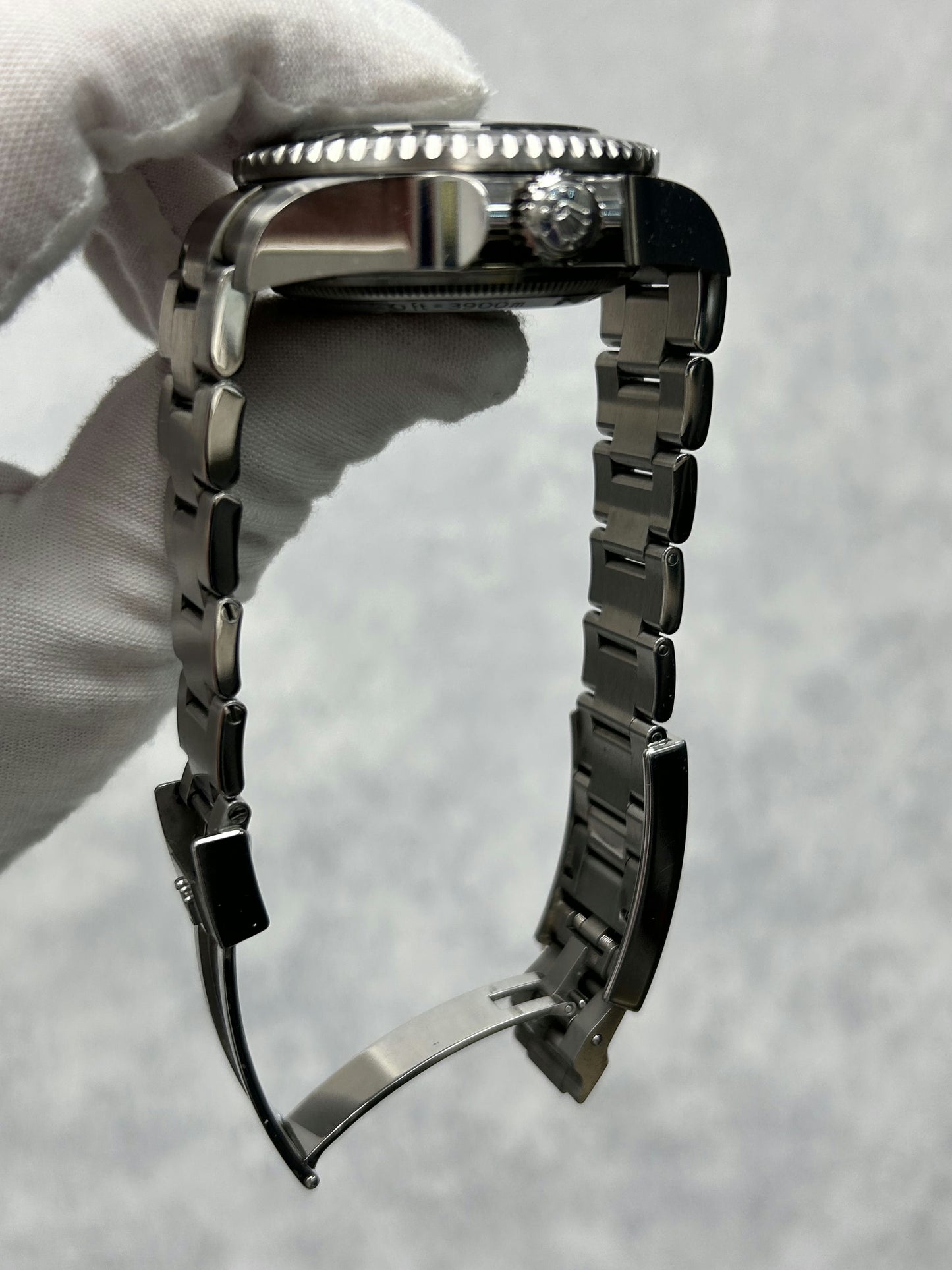Rolex Sea-Dweller 136660 with Card