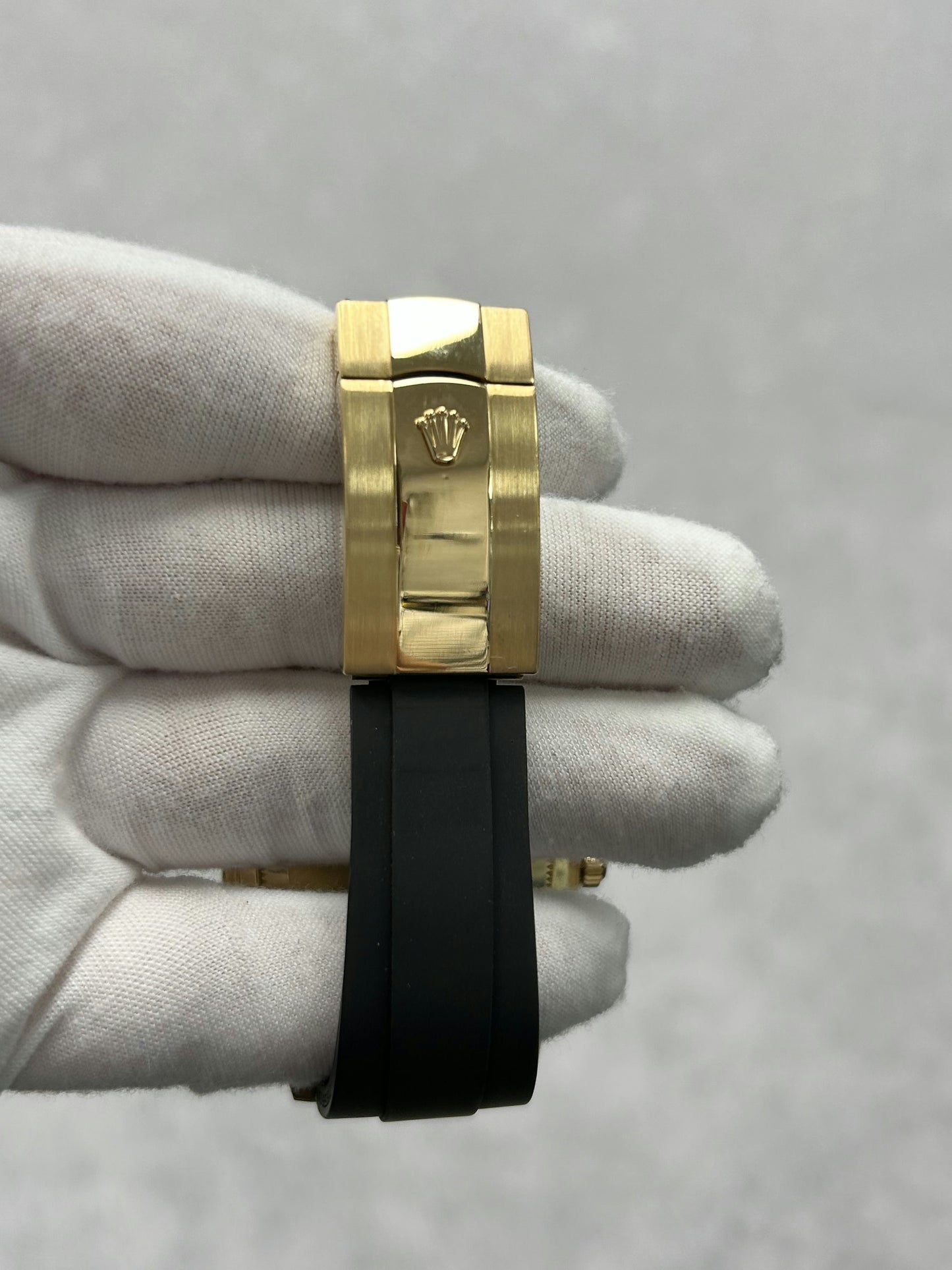 Rolex Sky-Dweller 326238 with Card