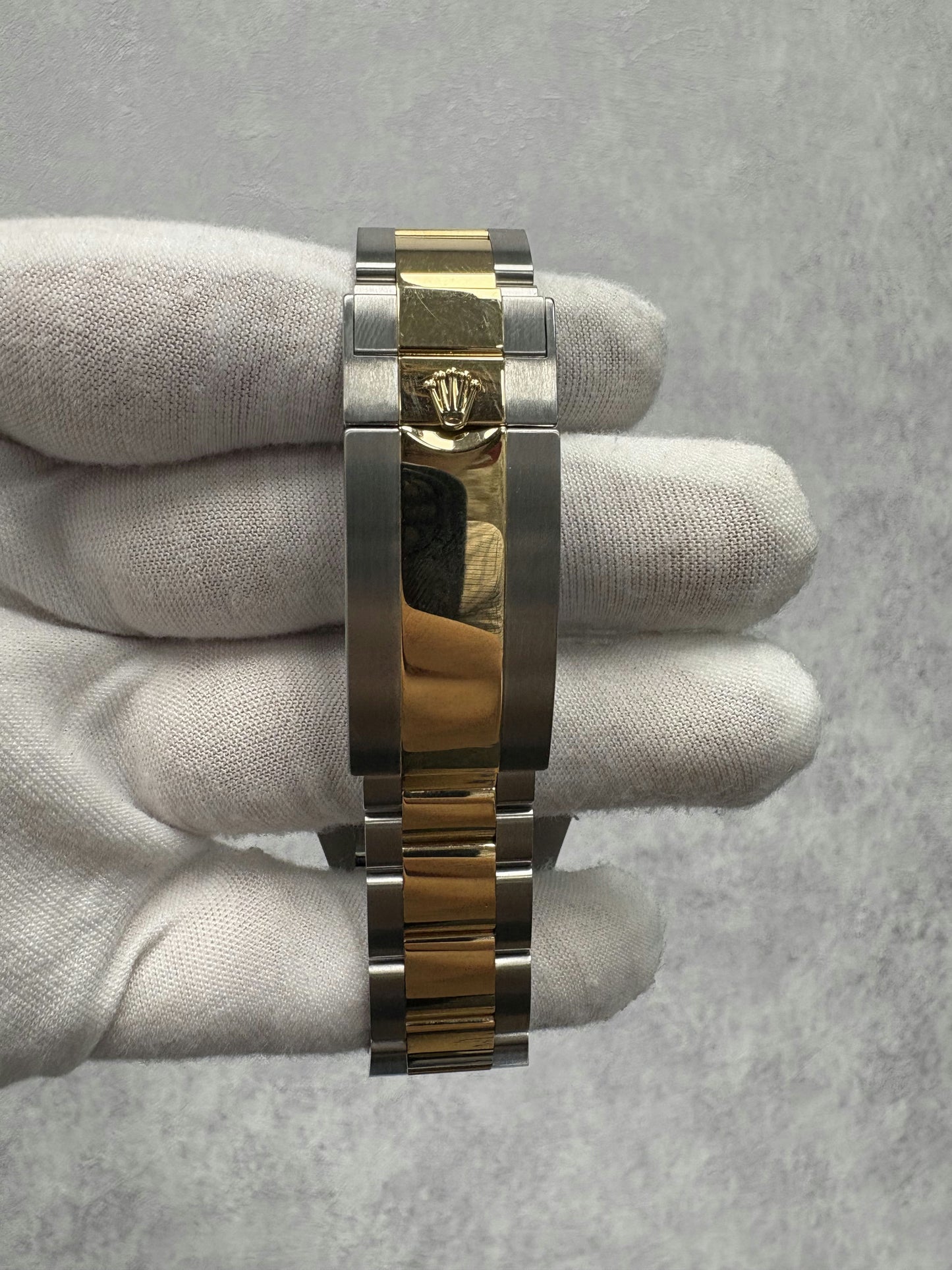 Rolex Sea-Dweller 126603 wtih Card
