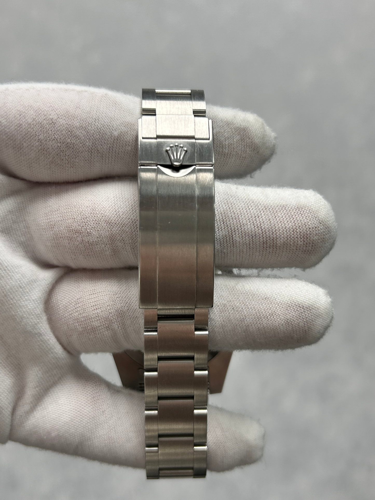 Rolex Submariner 114060 with Card