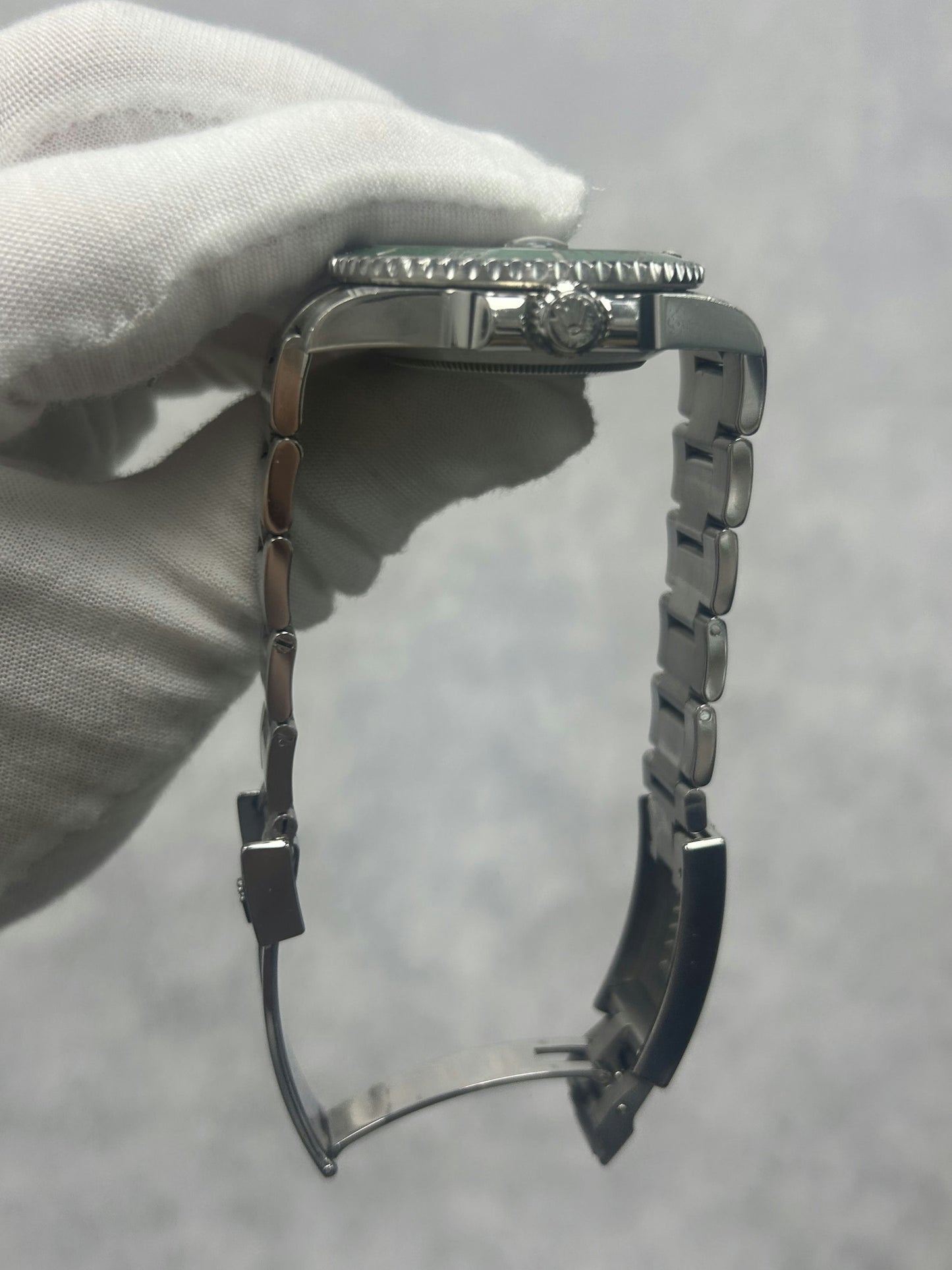 Rolex Submariner 116610LV with Card