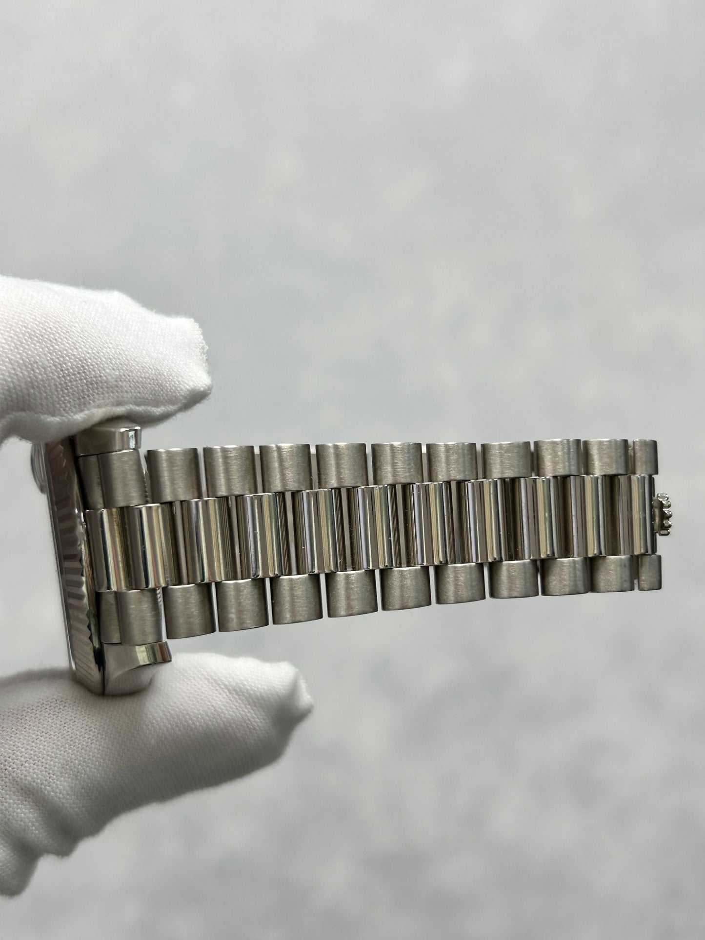 Rolex Day-Date 40 228239 with Card