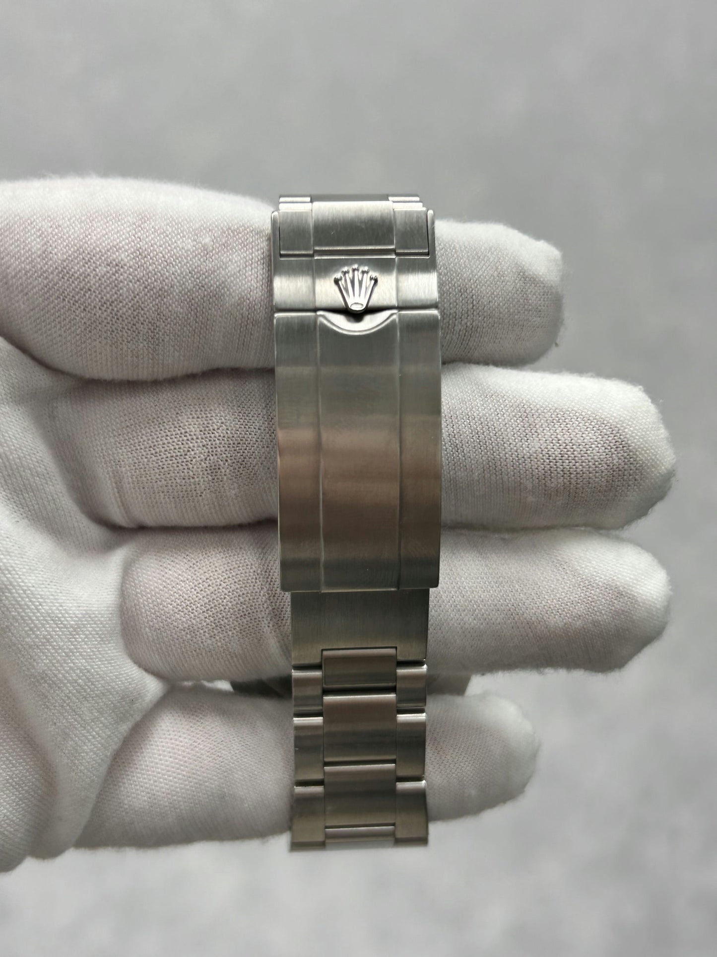 Rolex Sea-Dweller 126600 with Card