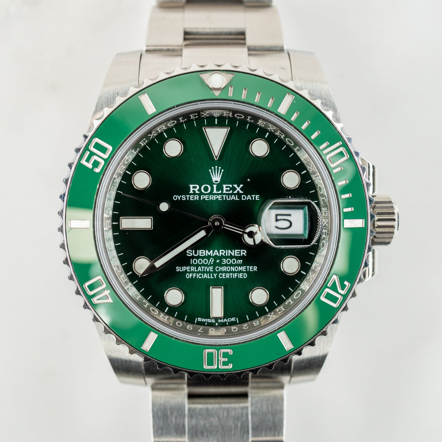 Rolex Submariner 116610LV The Hulk Full Set