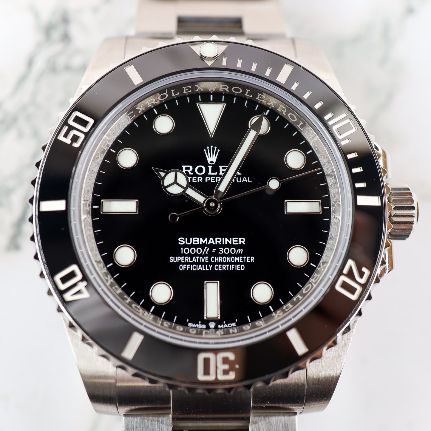 Rolex Submariner 124060 with Card