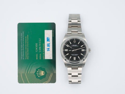 Rolex Oyster Perpetual 124300 with Card