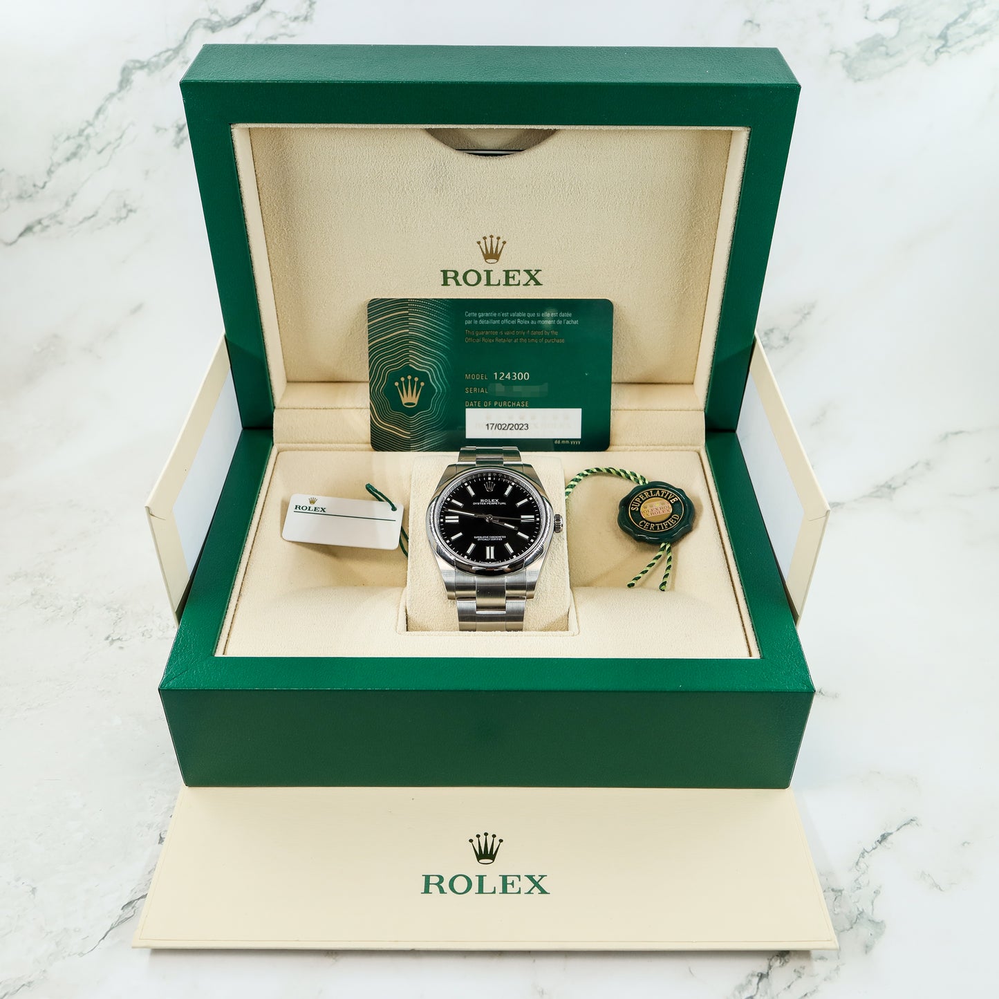 Rolex Oyster Perpetual 124300 Full Set