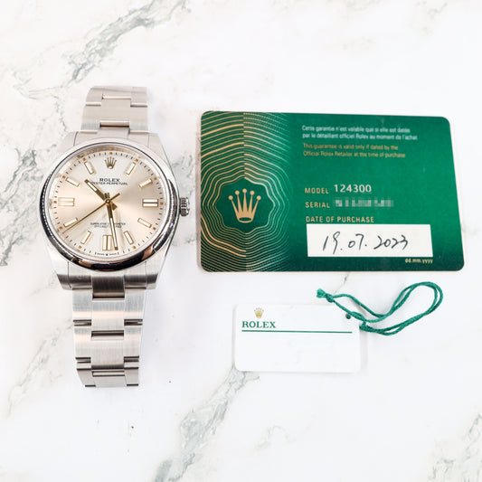 Rolex Oyster Perpetual 124300 with Card