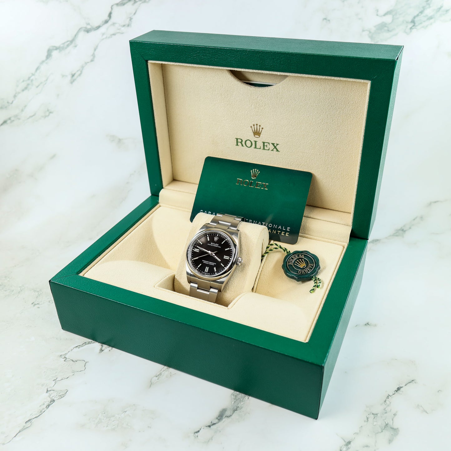 Rolex Oyster Perpetual 126000 Full Set