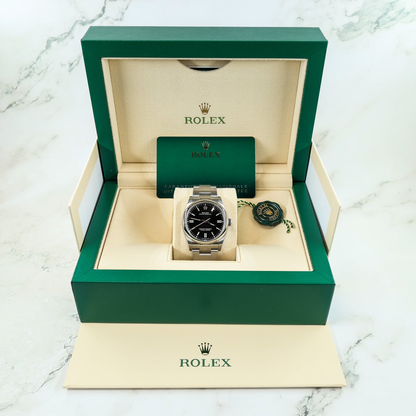 Rolex Oyster Perpetual 126000 Full Set