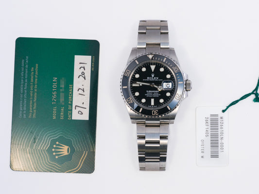 Rolex Submariner 126610LN with Card